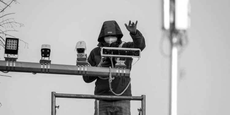 China’s Surveillance State Watches Everyone, Everywhere