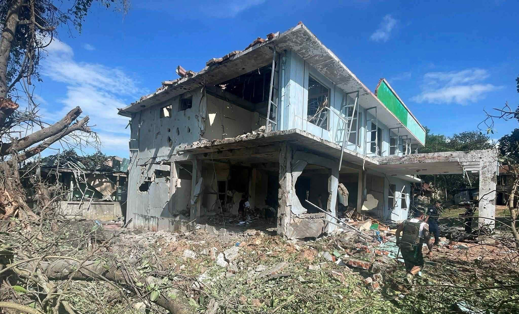 Myanmar Junta Airstrikes Hammer Shan Rebel-Held Towns 
