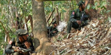 Kachin Fighters Repel Myanmar Junta Offensive Near Chinese Border