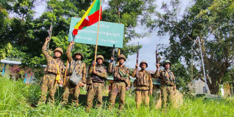Myanmar Junta Advances on TNLA-Held Shan Town Amid Chemical Attack Report
