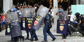 Thousands Take to Streets as Philippines Protests Flood-Control Fraud